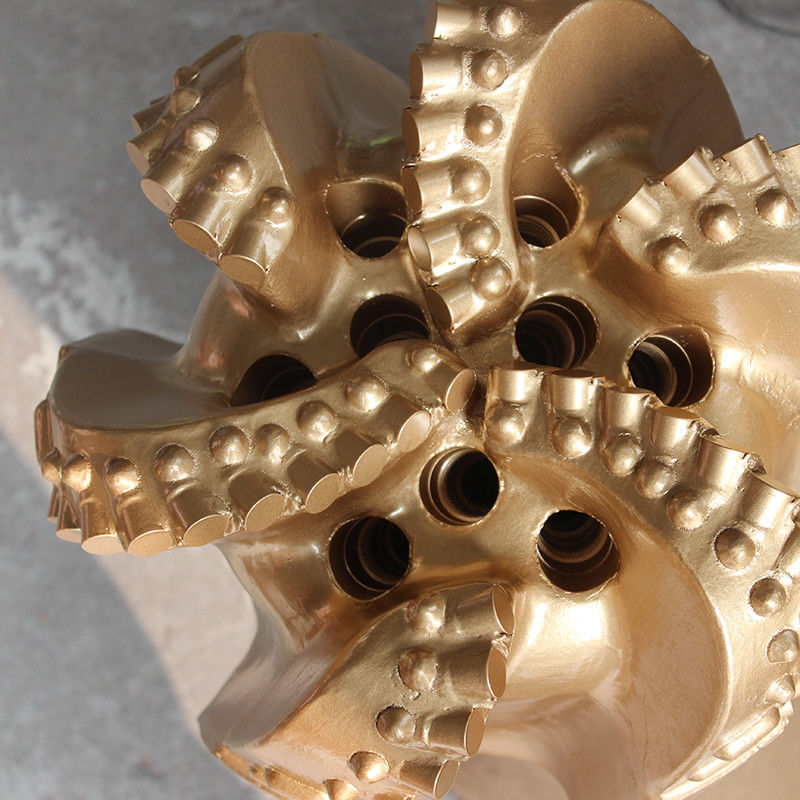 8 3/8 (212.7mm) エネルギー鉱業 PDC 密閉式・非密閉式ベアリング