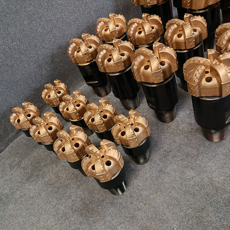 4 3/4 (120.6mm) 鉄体 水井 PDC ビット 計量構造 API接続