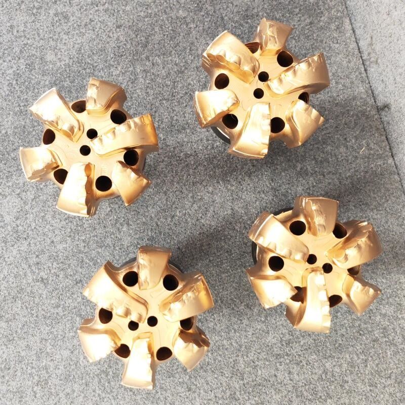 ダイヤモンド ノンコア PDC ロックドリルビット ダイヤモンドドリルビット 地質ドリル PDCビット