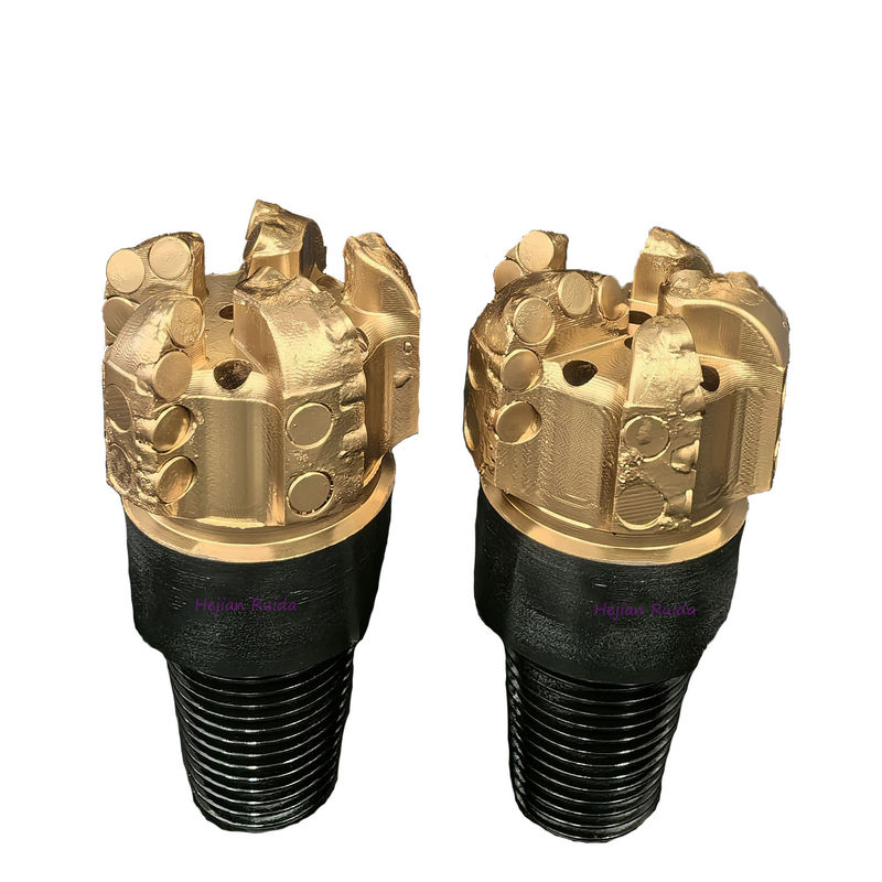 効率的な掘削のための鋼製ボディ付きカスタマイズ可能な高性能水井戸PDCビット