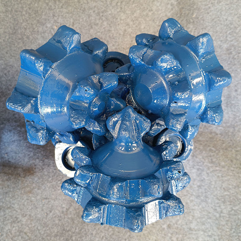 12 1/4インチ ミルトゥース 三コーンビット 中硬度地層用